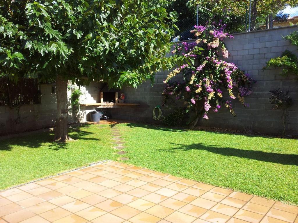 Villa Casa Con Jardin-Wifi Free L' Escala Esterno foto